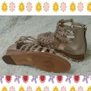 vince camuto richetta